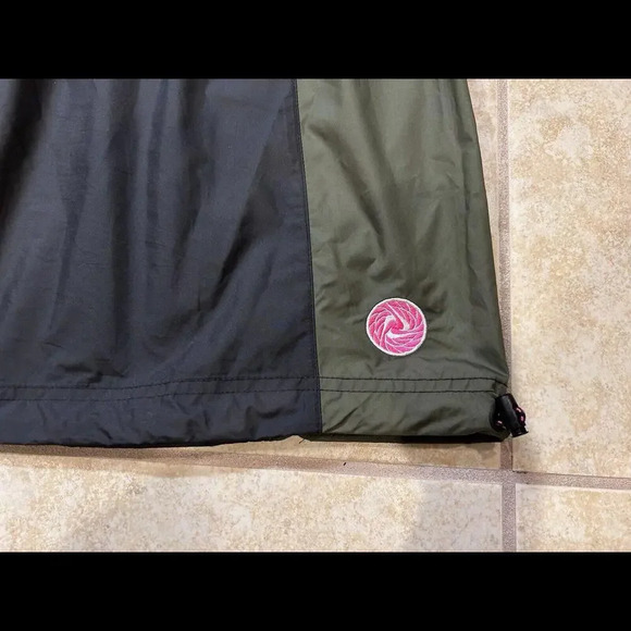 Nike Sportswear Icon Clash Athleisure Woven Mini Skirt Green/Black Medium NWOT - Picture 10 of 15